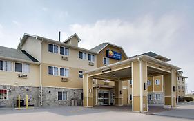 Comfort Inn & Suites Bellevue - Omaha Offutt Afb